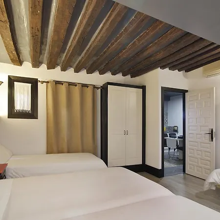 Apartamentos El Tiempo Madrid Extérieur photo