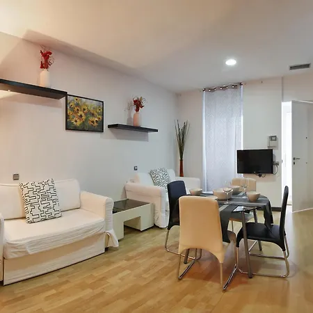 Apartamentos El Tiempo Madrid Extérieur photo